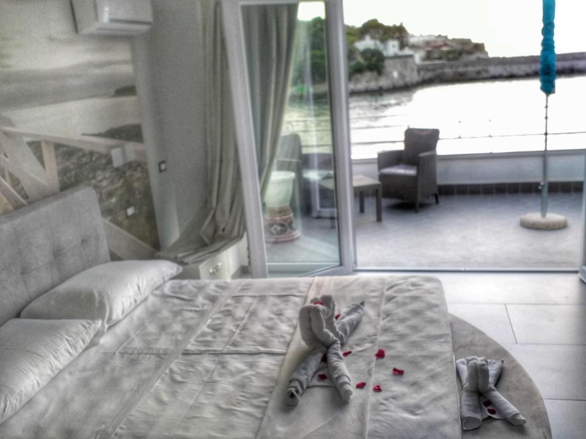 Clipper Suite Ischia Exterior photo
