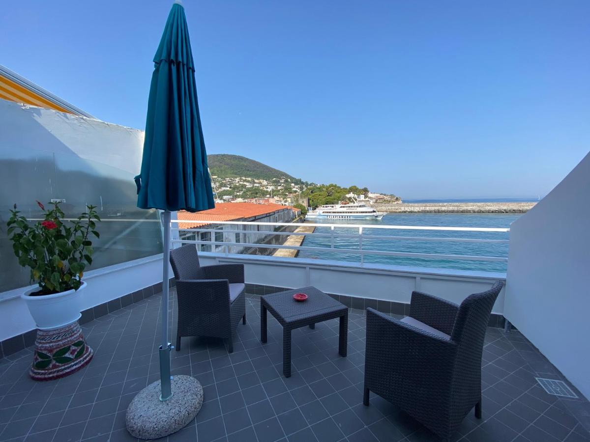 Clipper Suite Ischia Exterior photo