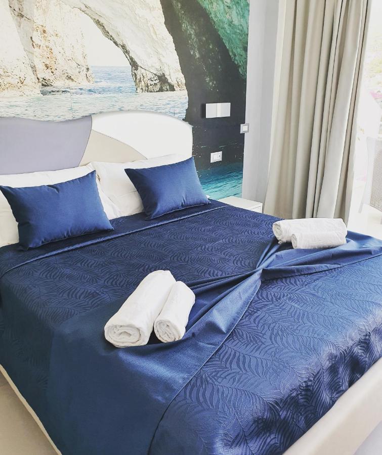 Clipper Suite Ischia Exterior photo